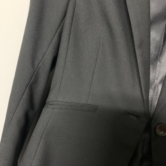 Blazer - Picture 6 of 9